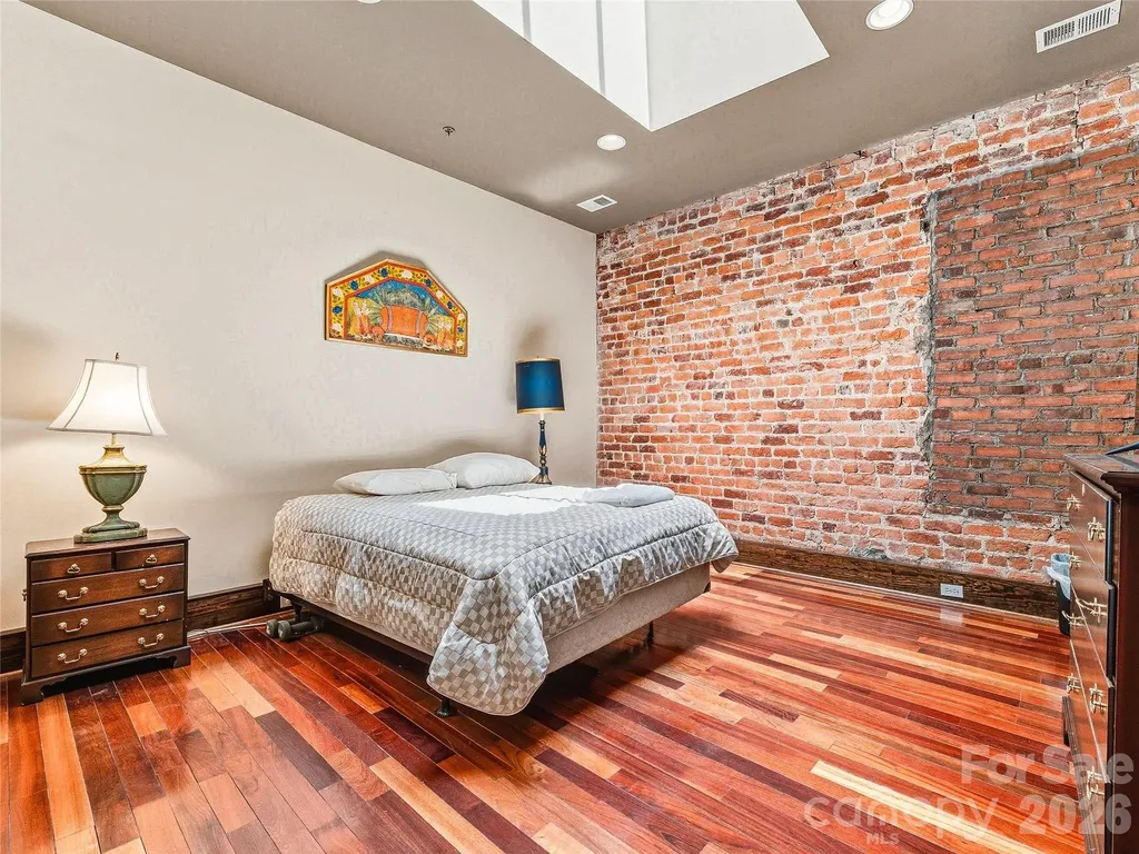 33 Patton Avenue Asheville NC 28801