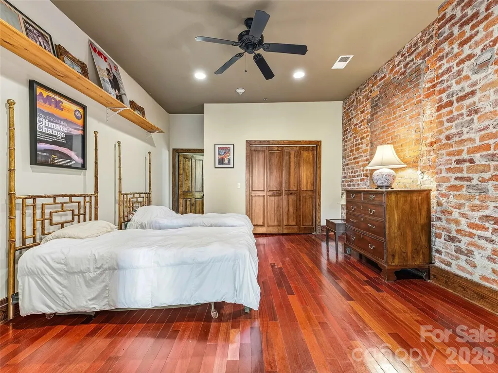 33 Patton Avenue Asheville NC 28801
