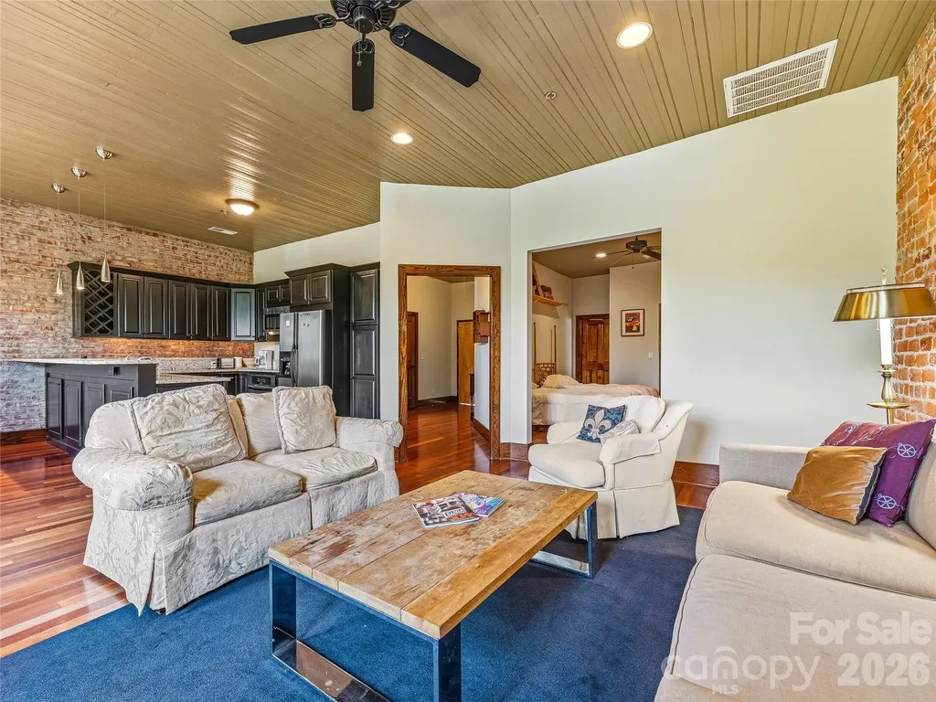33 Patton Avenue Asheville NC 28801