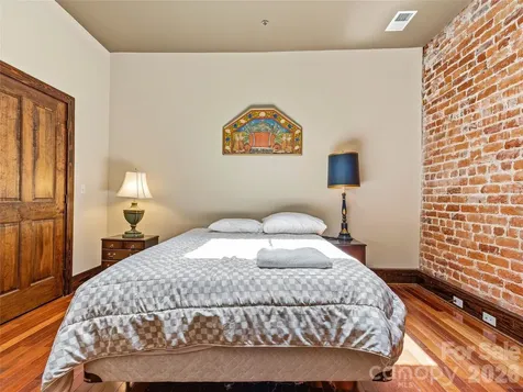 33 Patton Avenue Asheville NC 28801