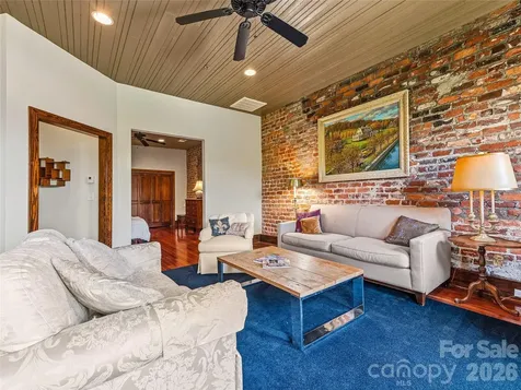 33 Patton Avenue Asheville NC 28801