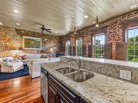 33 Patton Avenue Asheville NC 28801