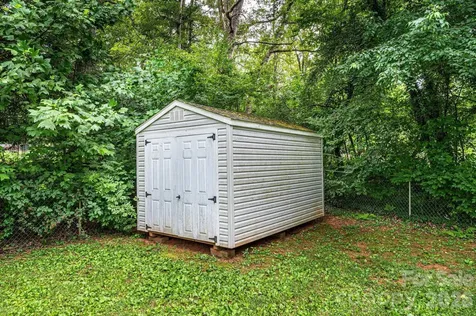 2729 Horseford Road Lenoir NC 28645