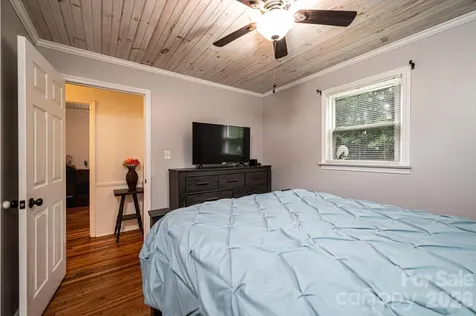 2729 Horseford Road Lenoir NC 28645