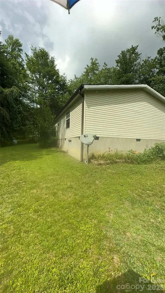 294 E Lester Lane Hendersonville NC 28739