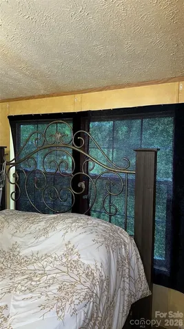 294 E Lester Lane Hendersonville NC 28739