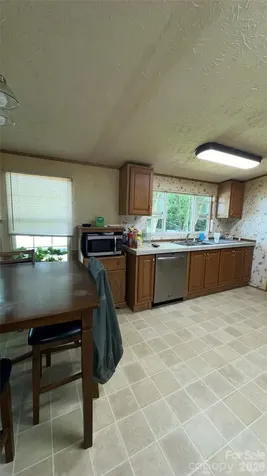 294 E Lester Lane Hendersonville NC 28739