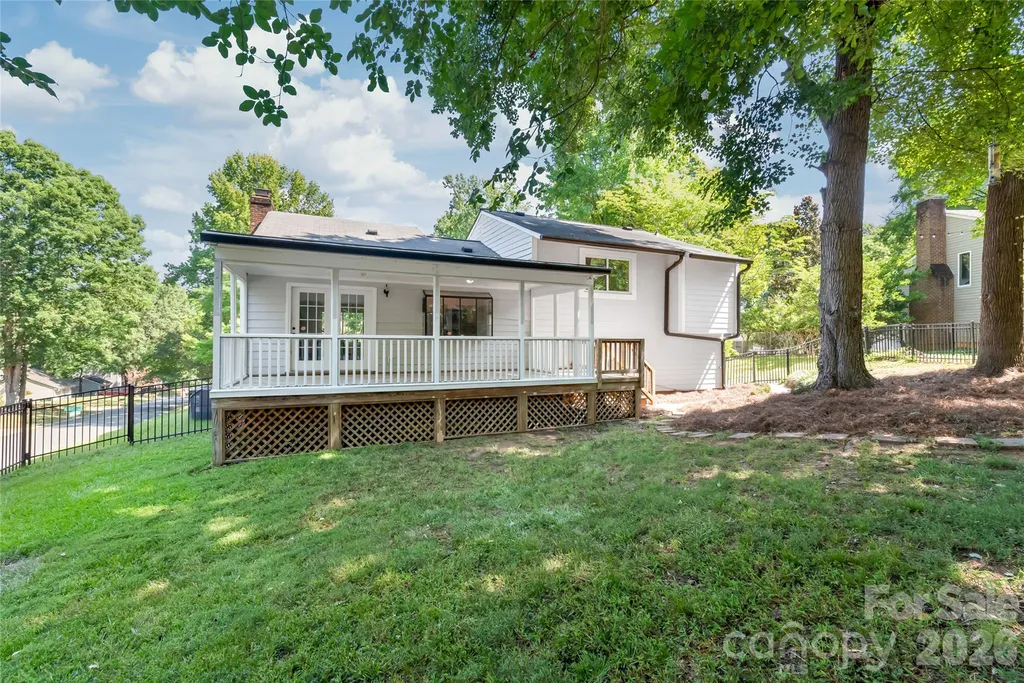 10129 Eagle Court Charlotte NC 28277