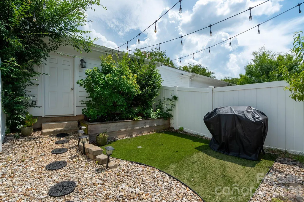 11201 Cedar Walk Lane Charlotte NC 28277