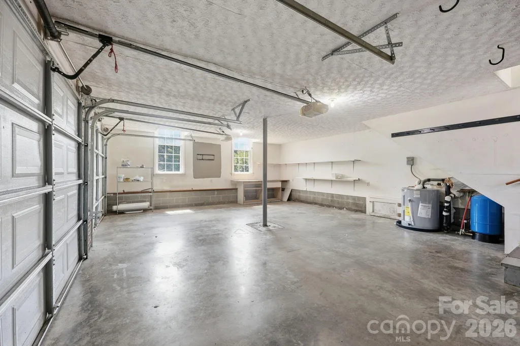 4650 Nc 801 Highway Woodleaf NC 27054