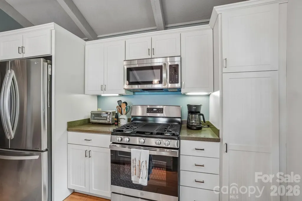 1209 Mckinney Gap Drive Mars Hill NC 28754