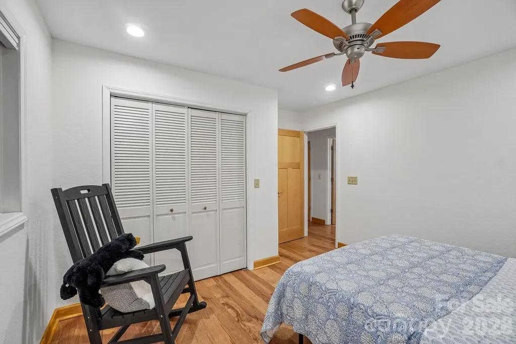 1209 Mckinney Gap Drive Mars Hill NC 28754