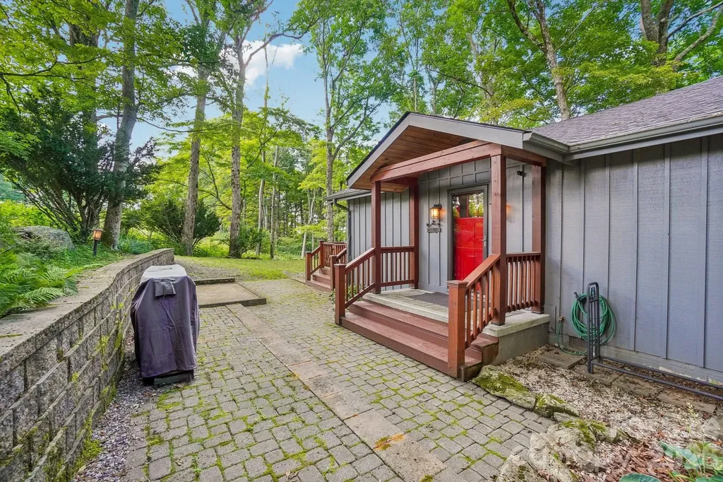 1209 Mckinney Gap Drive Mars Hill NC 28754