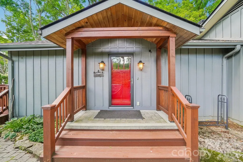 1209 Mckinney Gap Drive Mars Hill NC 28754