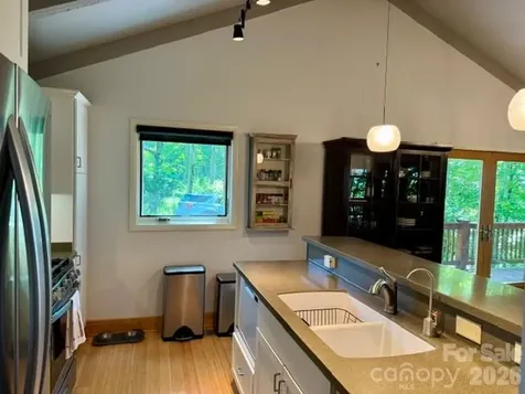 1209 Mckinney Gap Drive Mars Hill NC 28754