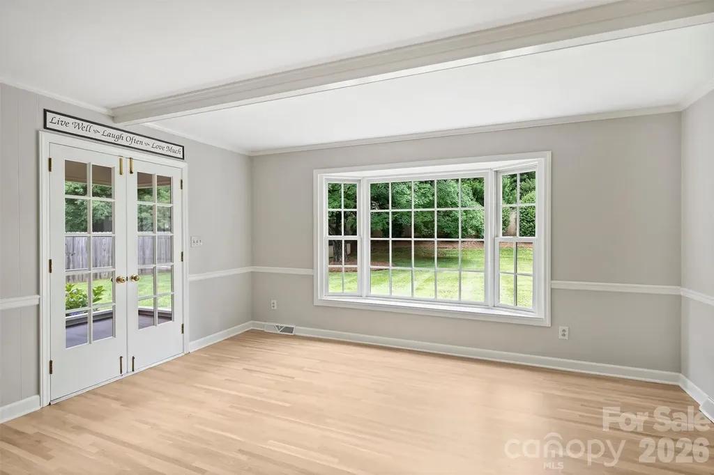 4307 Glenfall Avenue Charlotte NC 28210