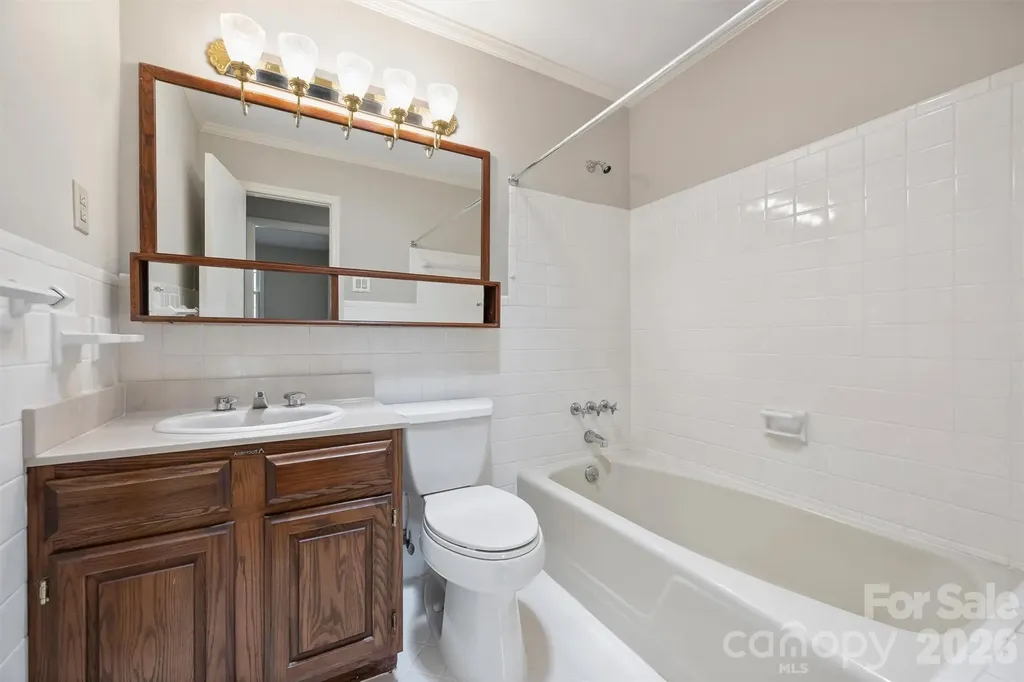 4307 Glenfall Avenue Charlotte NC 28210