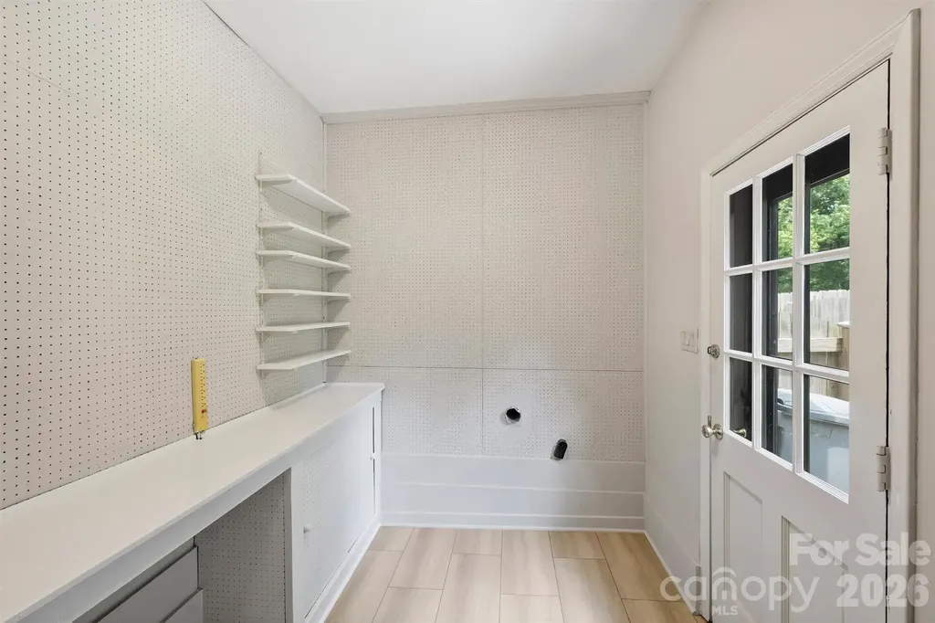 4307 Glenfall Avenue Charlotte NC 28210