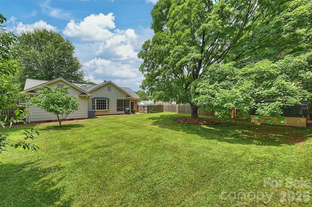 4307 Glenfall Avenue Charlotte NC 28210