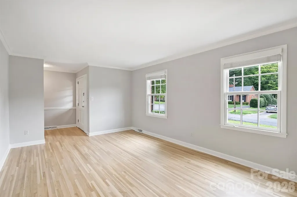 4307 Glenfall Avenue Charlotte NC 28210