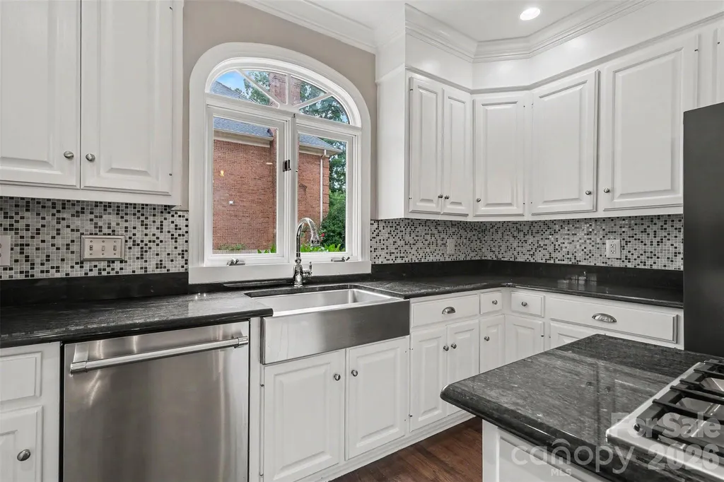 9408 Sardis Glen Drive Matthews NC 28105
