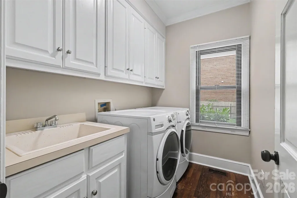 9408 Sardis Glen Drive Matthews NC 28105