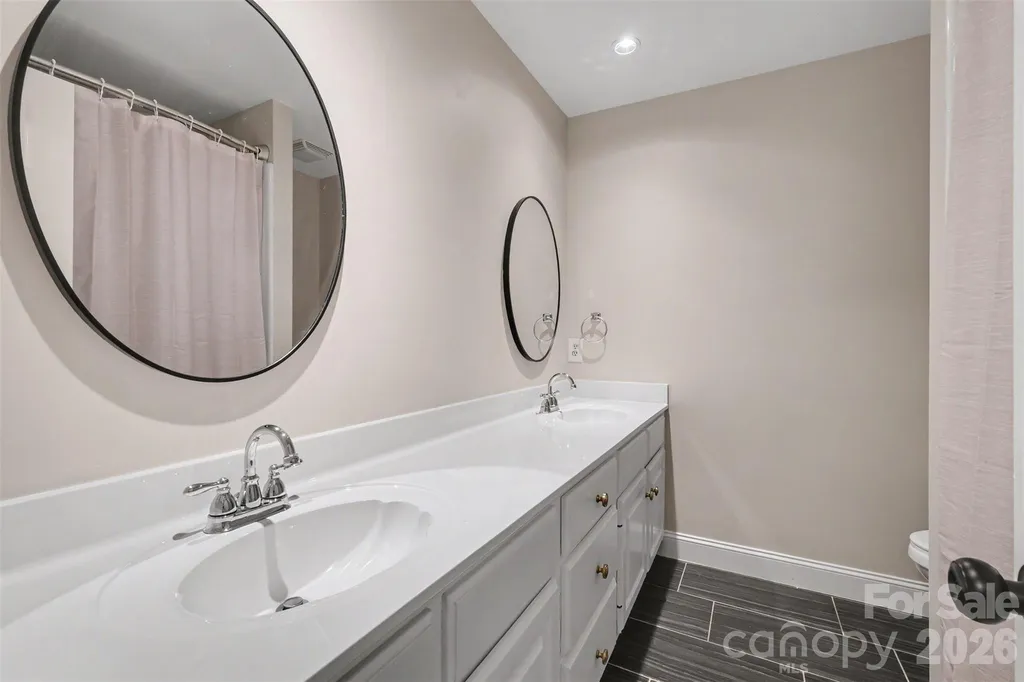 9408 Sardis Glen Drive Matthews NC 28105