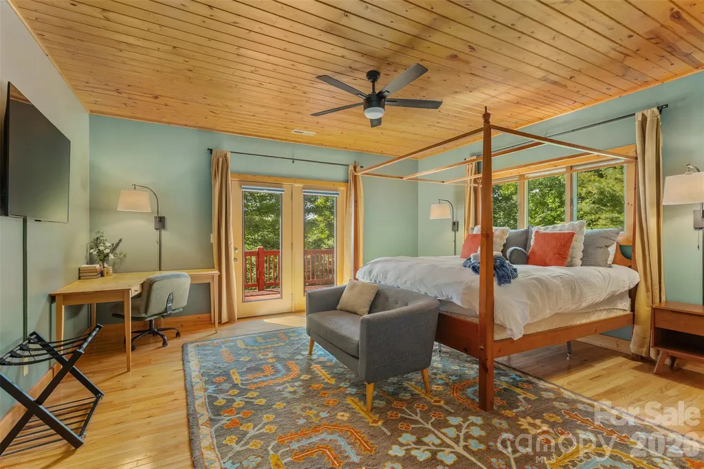 3182 El Miner Drive Mars Hill NC 28754