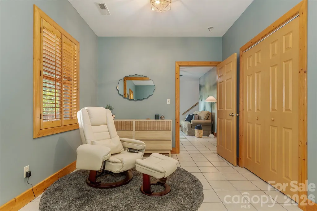 3182 El Miner Drive Mars Hill NC 28754
