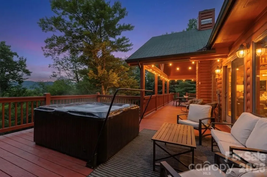 3182 El Miner Drive Mars Hill NC 28754