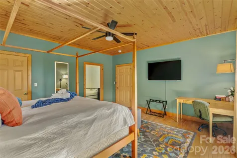 3182 El Miner Drive Mars Hill NC 28754