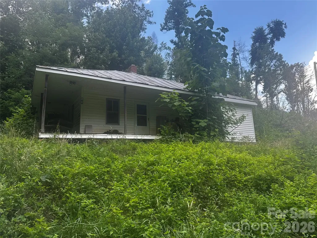 674 John Sparks Road Bakersville NC 28705