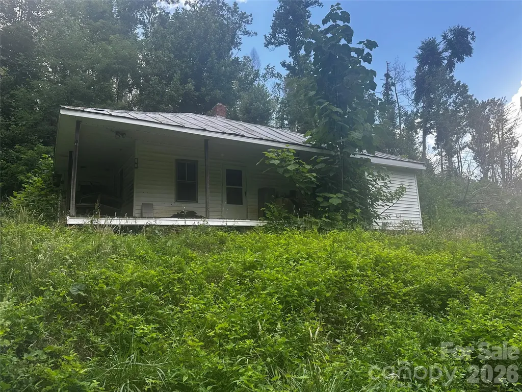 674 John Sparks Road Bakersville NC 28705