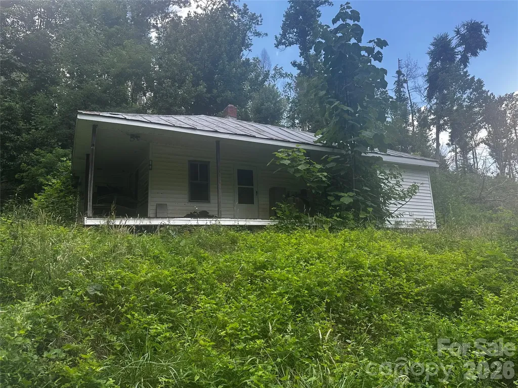674 John Sparks Road Bakersville NC 28705