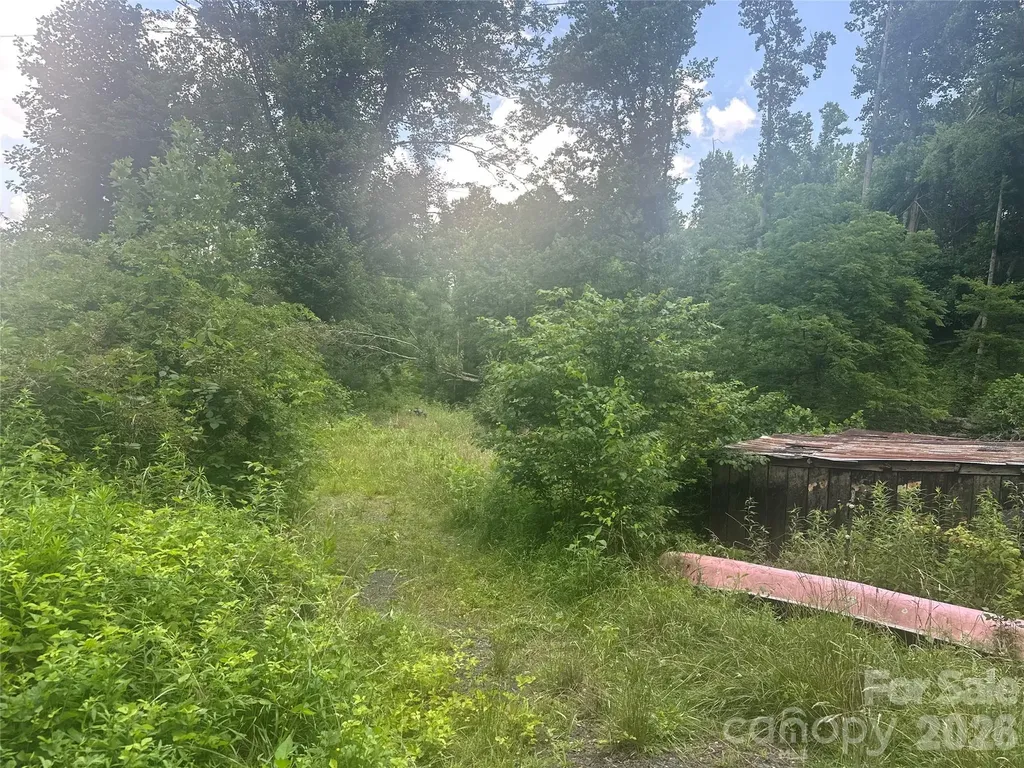 674 John Sparks Road Bakersville NC 28705