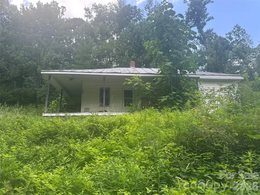 674 John Sparks Road Bakersville NC 28705