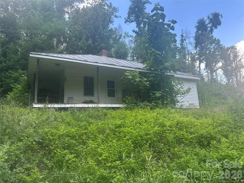 674 John Sparks Road Bakersville NC 28705