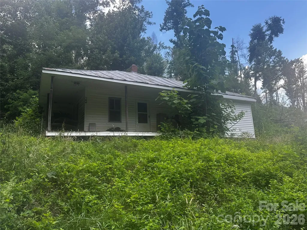 674 John Sparks Road Bakersville NC 28705
