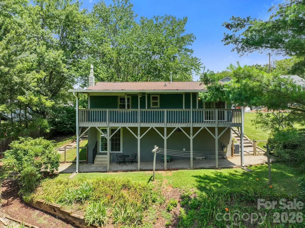 62 1st Street Asheville NC 28803
