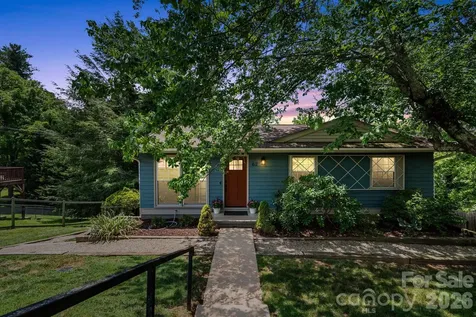 62 1st Street Asheville NC 28803