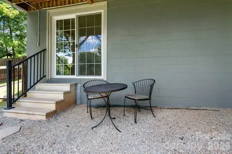 62 1st Street Asheville NC 28803
