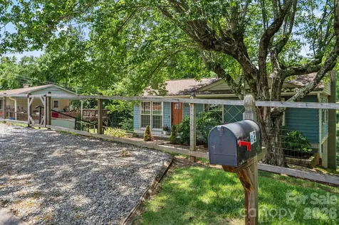 62 1st Street Asheville NC 28803