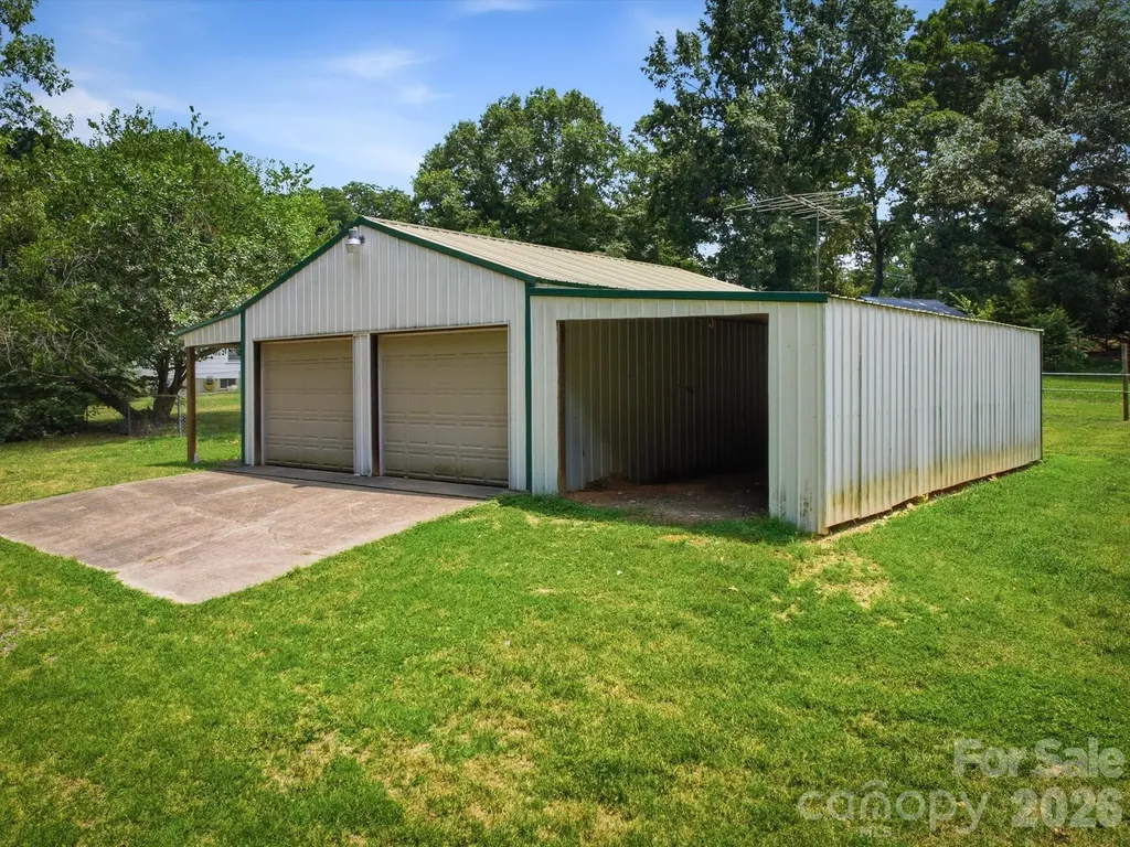 1809 Drexel Road Valdese NC 28690