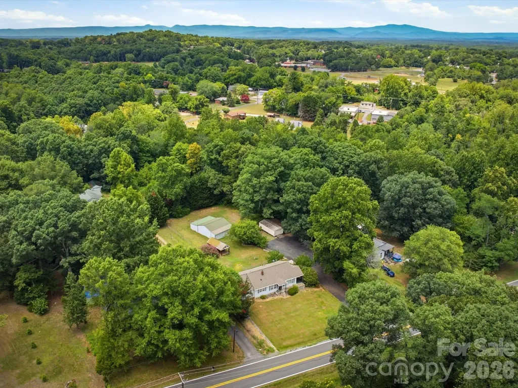 1809 Drexel Road Valdese NC 28690