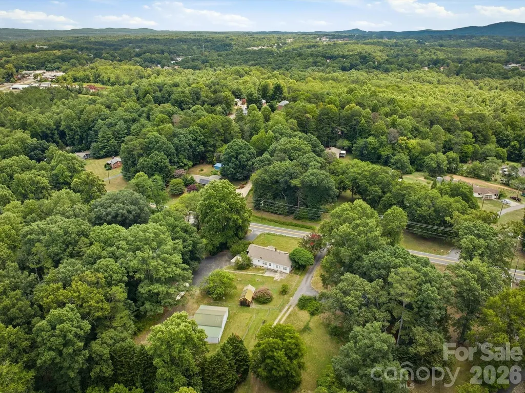 1809 Drexel Road Valdese NC 28690