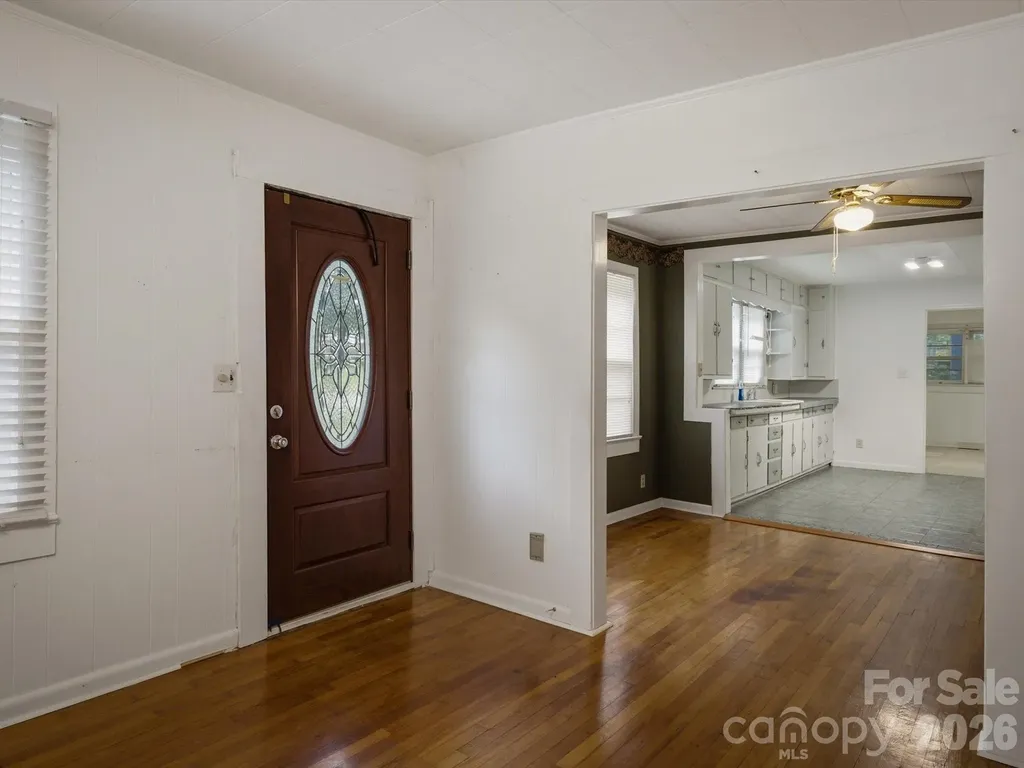 1809 Drexel Road Valdese NC 28690
