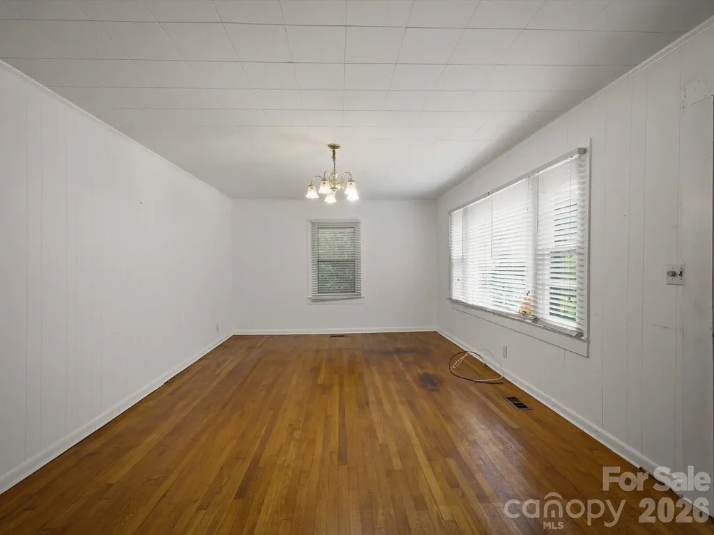 1809 Drexel Road Valdese NC 28690