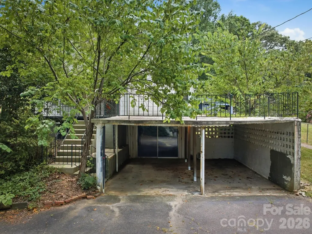 1809 Drexel Road Valdese NC 28690