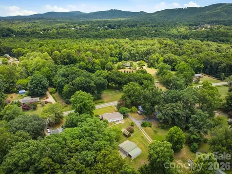 1809 Drexel Road Valdese NC 28690