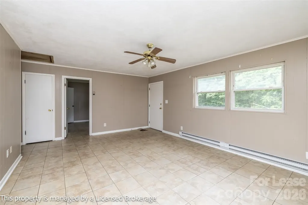 219 Roslyn Drive Troy NC 27371